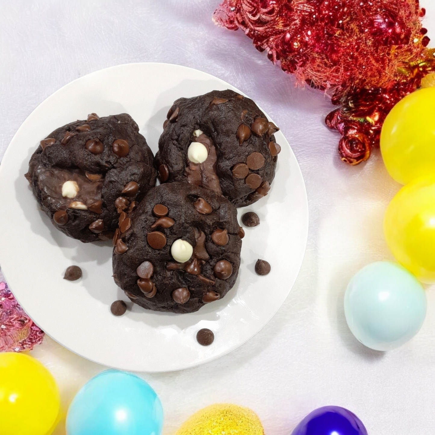 Dark Chocolate Fudgy Cookie